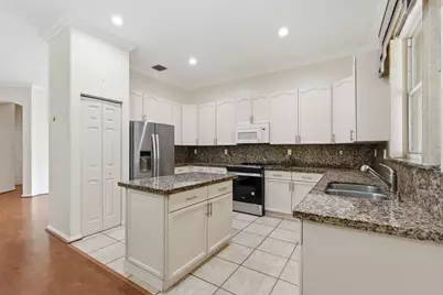 3956 Torres Circle, West Palm Beach, FL 33409 - Photo 11