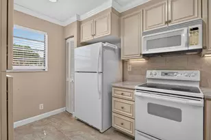 353 NW 36th Ave, Deerfield Beach, FL 33442 - Photo 5
