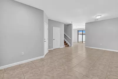 3320 W 90th Street, Hialeah, FL 33018 - Photo 11