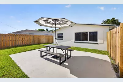 665 W 7th Street, Riviera Beach, FL 33404 - Photo 45