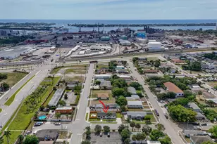 665 W 7th St, Riviera Beach, FL 33404 - Photo 59