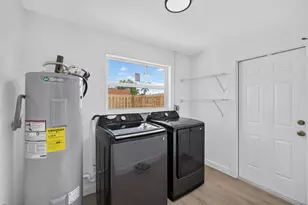 665 W 7th St, Riviera Beach, FL 33404 - Photo 25