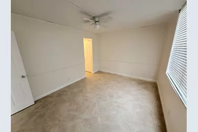 9230 Lagoon Place #110, Davie, FL 33324 - Photo 7