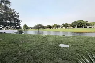 9230 Lagoon Pl, Davie, FL 33324 - Photo 15