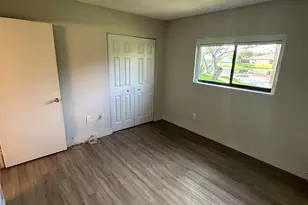 450 W Palm Cir Circle W, Pembroke Pines, FL 33025 - Photo 9