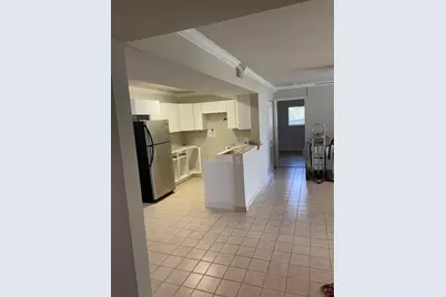 450 W Palm Cir Circle W #103, Pembroke Pines, FL 33025 - Photo 1