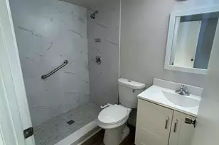 450 W Palm Cir Circle W, Pembroke Pines, FL 33025 - Photo 13