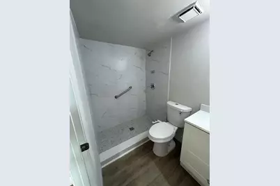 450 W Palm Cir Circle W #103, Pembroke Pines, FL 33025 - Photo 13