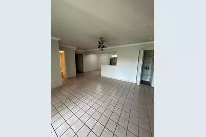 450 W Palm Cir Circle W #103, Pembroke Pines, FL 33025 - Photo 5