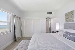 4747 Collins Ave, Miami Beach, FL 33140 - Photo 19
