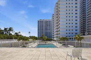 4747 Collins Ave, Miami Beach, FL 33140 - Photo 37