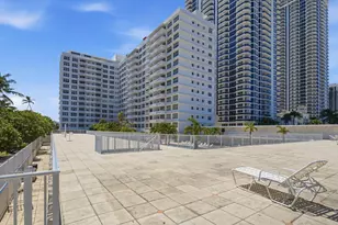 4747 Collins Ave, Miami Beach, FL 33140 - Photo 29