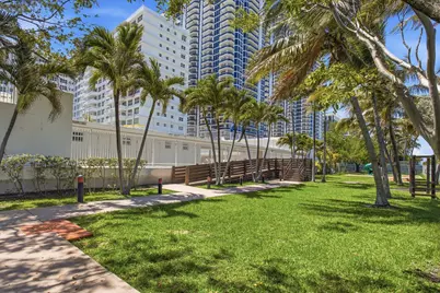 4747 Collins Avenue #1109, Miami Beach, FL 33140 - Photo 39