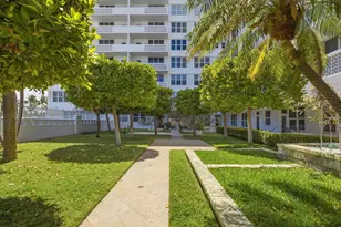 4747 Collins Ave, Miami Beach, FL 33140 - Photo 35