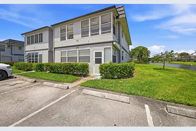 383 Saxony Lane #H, Delray Beach, FL 33446 - Photo 1