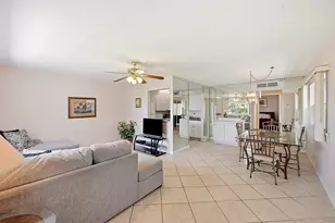 383 Saxony Ln, Delray Beach, FL 33446 - Photo 5