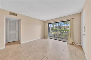 180 Cypress Club Dr, Pompano Beach, FL 33060 - Photo 17
