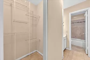 180 Cypress Club Dr, Pompano Beach, FL 33060 - Photo 31
