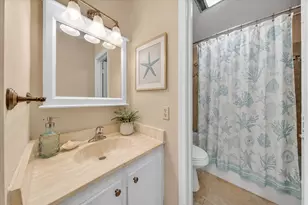180 Cypress Club Dr, Pompano Beach, FL 33060 - Photo 9