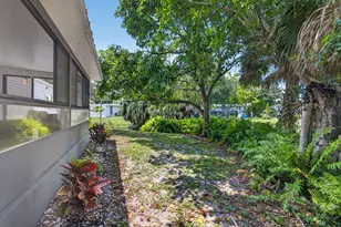 170 Maple Ave W, Palm Beach Gardens, FL 33410 - Photo 45