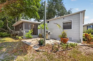 170 Maple Ave W, Palm Beach Gardens, FL 33410 - Photo 43