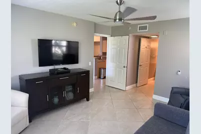 902 Villa Circle, Boynton Beach, FL 33435 - Photo 11
