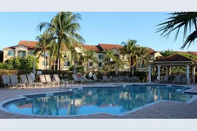902 Villa Circle, Boynton Beach, FL 33435 - Photo 3