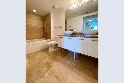 41 SE 5th Street #1615, Miami, FL 33131 - Photo 3
