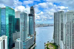 41 SE 5th St, Miami, FL 33131 - Photo 7
