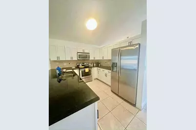 22449 Middletown Drive, Boca Raton, FL 33428 - Photo 9