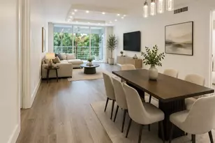 3930 Oaks Clubhouse Dr, Pompano Beach, FL 33069 - Photo 7