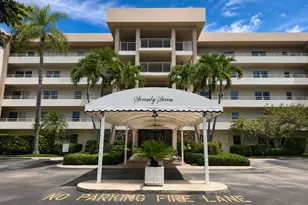 3930 Oaks Clubhouse Dr, Pompano Beach, FL 33069 - Photo 19