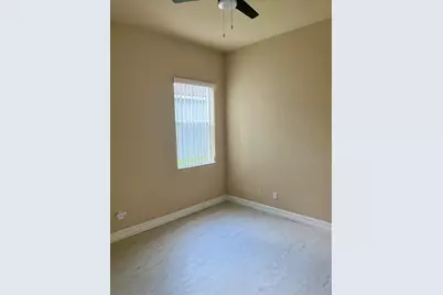 5579 55th Avenue, Vero Beach, FL 32967 - Photo 3