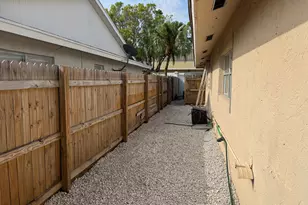 3854 Van Cott St, West Palm Beach, FL 33403 - Photo 27