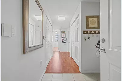 616 Clearwater Park Road #713, West Palm Beach, FL 33401 - Photo 3