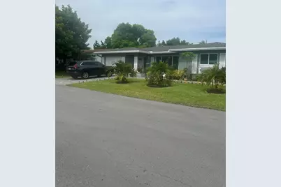 5706 NW 68th Terrace, Tamarac, FL 33321 - Photo 15
