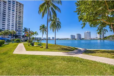 18181 NE 31st Court #804, Aventura, FL 33160 - Photo 27