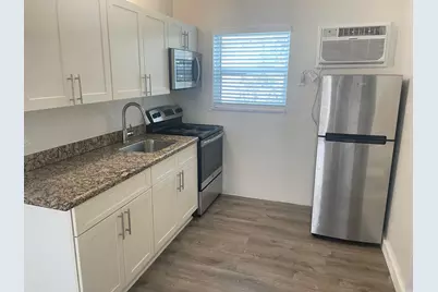 217 SE 20th Avenue #8, Deerfield Beach, FL 33441 - Photo 5