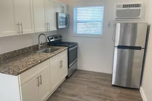 217 SE 20th Ave, Deerfield Beach, FL 33441 - Photo 5