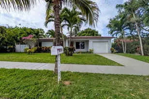 1719 15th Ave N, Lake Worth Beach, FL 33460 - Photo 1
