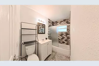 1719 15th Avenue N, Lake Worth Beach, FL 33460 - Photo 17