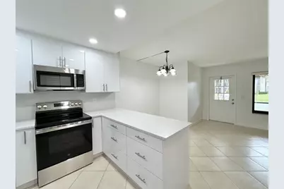 418 Pine Glen Lane #C-1, Greenacres, FL 33463 - Photo 9