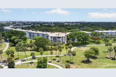 3960 Oaks Clubhouse #110, Pompano Beach, FL 33069 - Photo 45