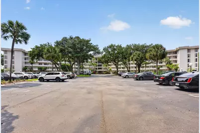 3960 Oaks Clubhouse #110, Pompano Beach, FL 33069 - Photo 51