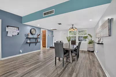 3960 Oaks Clubhouse #110, Pompano Beach, FL 33069 - Photo 11