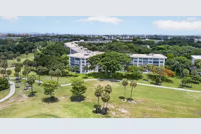 3960 Oaks Clubhouse #110, Pompano Beach, FL 33069 - Photo 45