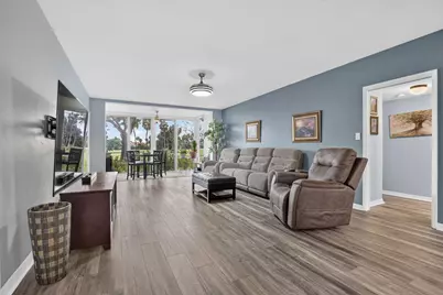 3960 Oaks Clubhouse #110, Pompano Beach, FL 33069 - Photo 9