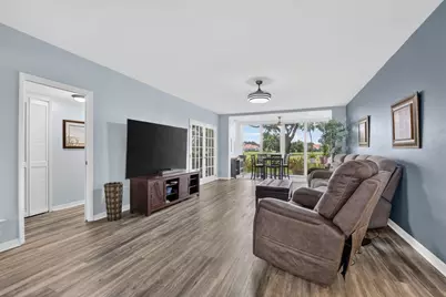 3960 Oaks Clubhouse #110, Pompano Beach, FL 33069 - Photo 13