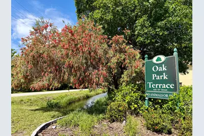400 18th Street #B4, Vero Beach, FL 32960 - Photo 1