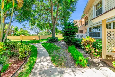 8120 Northboro Court #20a, Lake Clarke Shores, FL 33406 - Photo 11